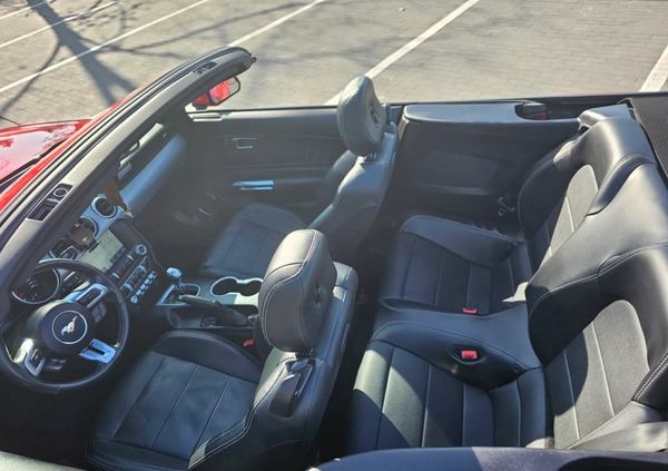 Ford Mustang cena 155545 przebieg: 37300, rok produkcji 2019 z Warszawa małe 667